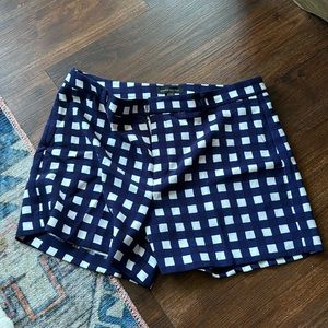 BANANA REPUBLIC - NWT checkered shorts
